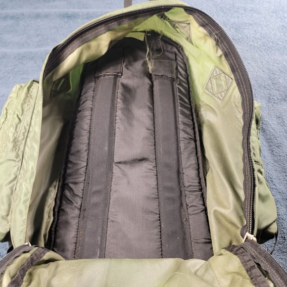 Kelty Red Wing Green Outdoor Camping Hiking Backpack Pack With Water Bottles - Picture 9 of 16